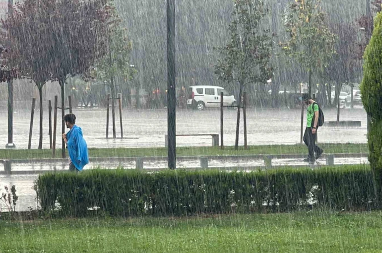 Düzce, Zonguldak ve Bartın’da kuvvetli yağış uyarısı