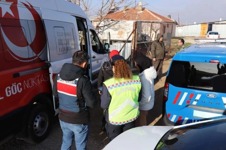 Düzce’de 3 düzensiz göçmen yakalandı
