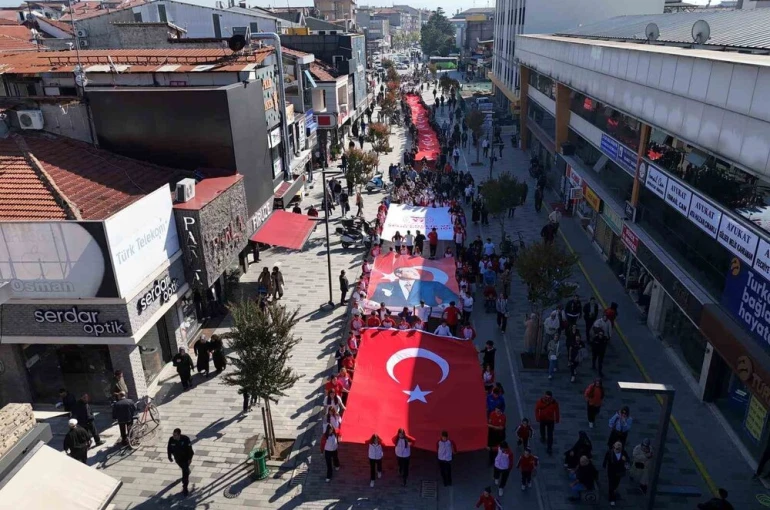 Düzce’de ’Amatör Spor Haftası’ etkinlikleri kortej ile başladı