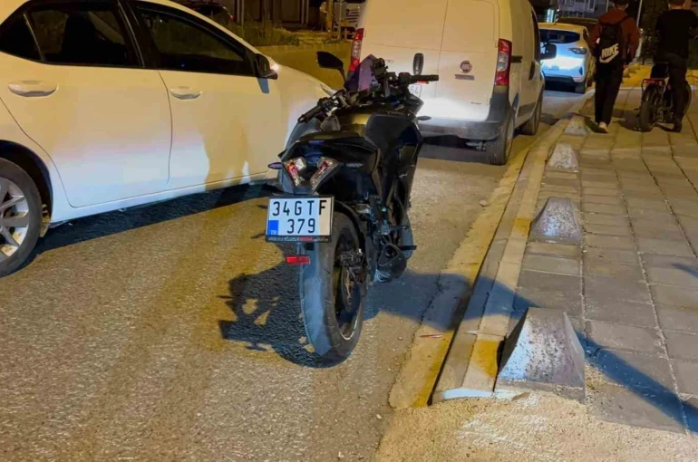 Düzce’de motosikletler çarpıştı: 3 yaralı
