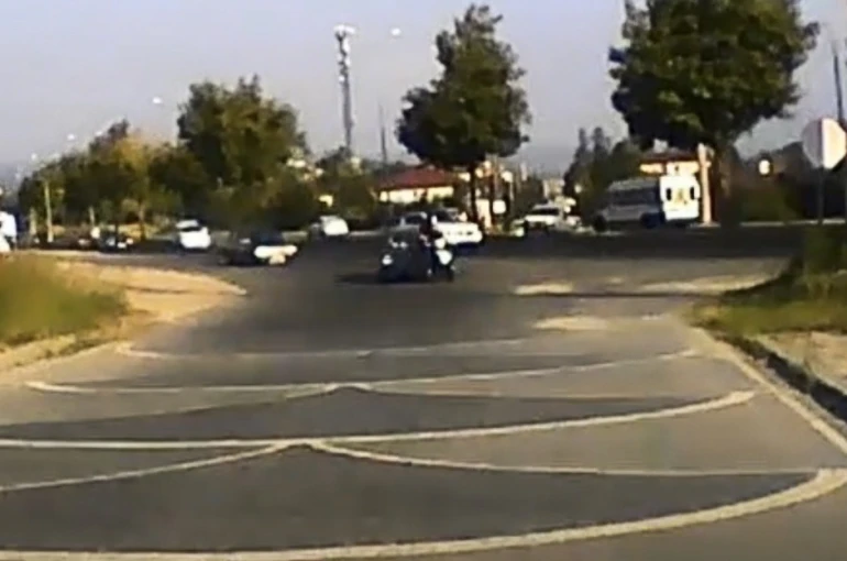 Düzce‘de otomobil ile motosiklet çarpıştı: 1 yaralı