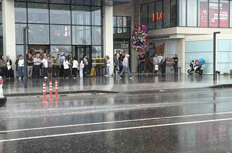 Düzce’de sağanak yağış etkili oldu