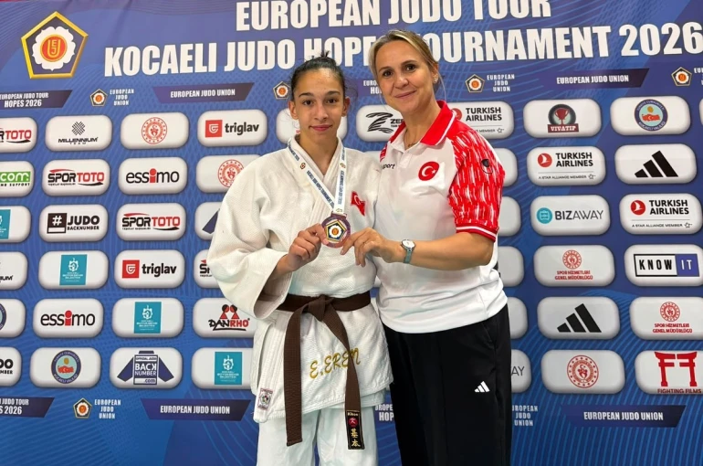 Düzceli judocu Erva Eren Avrupa üçüncüsü oldu
