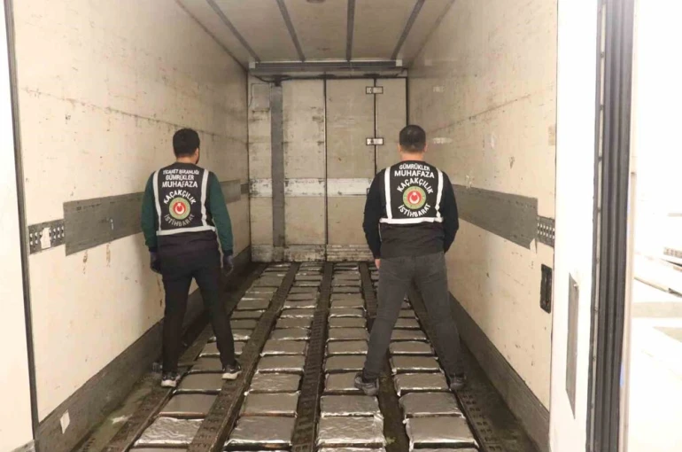 (Düzeltme) Ticaret Bakanlığı Gümrükler Muhafaza Ekiplerince 337 milyon değerinde uyuşturucu madde yakalandı