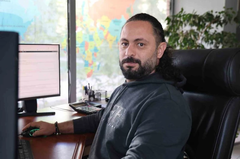 E-ticaret Uzmanı Sanaç: "Bir ürünü 100 liraya alıp 150 liraya satarsanız yaklaşık 60 lira zarar edersiniz"