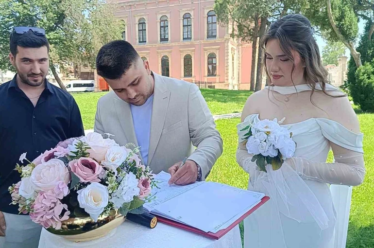 Edirne’de 33 çiftin mutluluğu aynı tarihte buluştu: Evlenmek için 06.06.2026’yı seçtiler