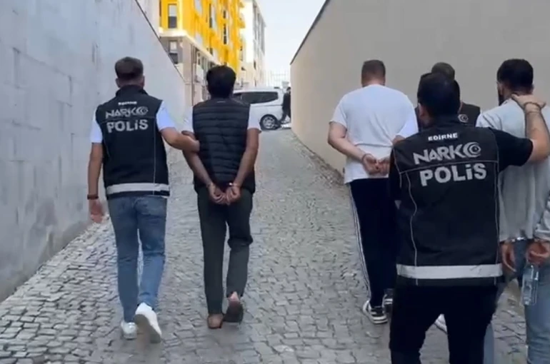 Edirne’de uyuşturucu operasyonu: 2 tutuklama