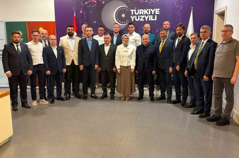 Edremit Ticaret Odası heyetinden AK Parti Genel Merkezi’ne ziyaret