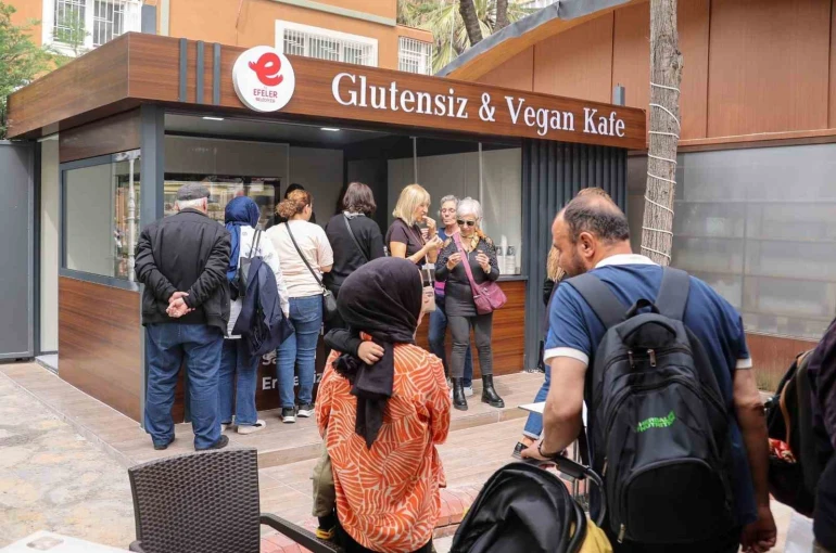 Efeler’de çölyak hastalarına güvenli lezzet durağı