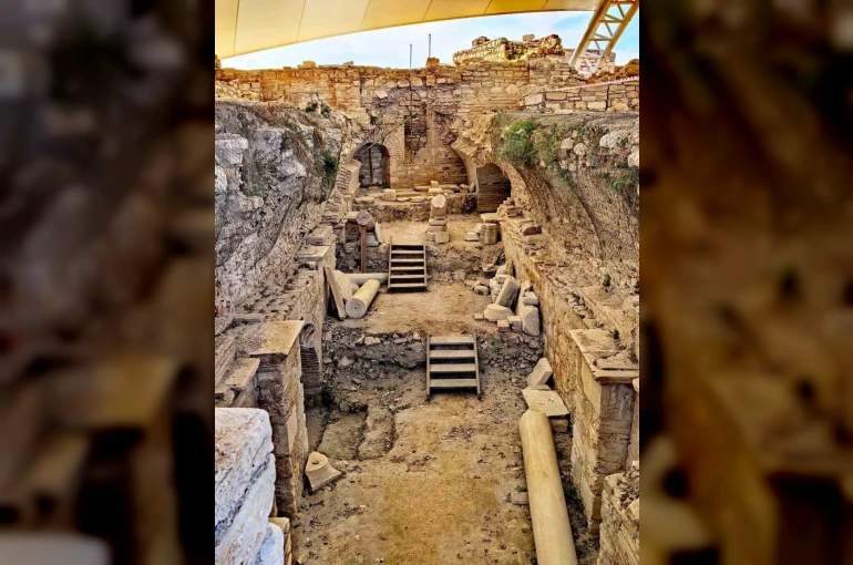 Ege’nin tarihi hazinesi Kadıkalesi, ziyaretçilerini bekliyor