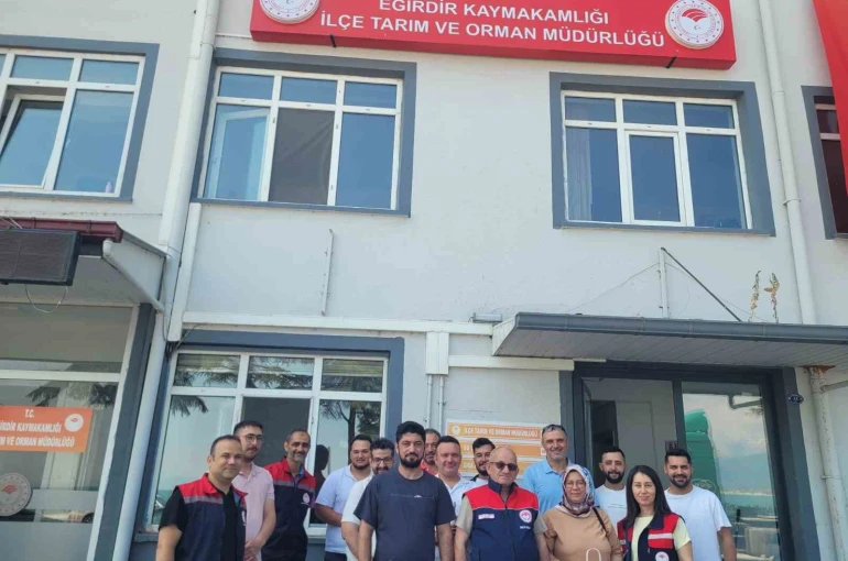 Eğirdir’de meyve ağaçlarında budama ve aşılama kursu tamamlandı