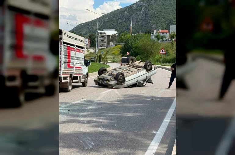 Eğirdir’de takla atan otomobilin sürücüsü yaralandı