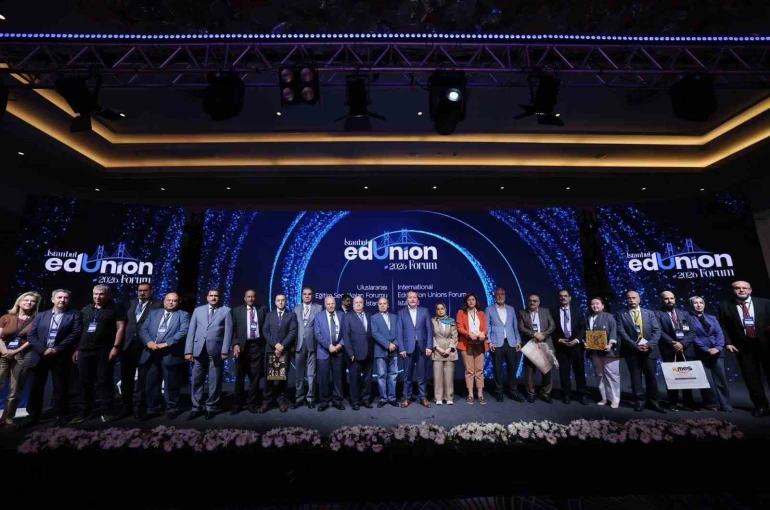 Eğitim Bir-Sen’in katılımıyla gerçekleşen İstanbul Edunıon Forum 2026 Sonuç Bildirgesi açıklandı"