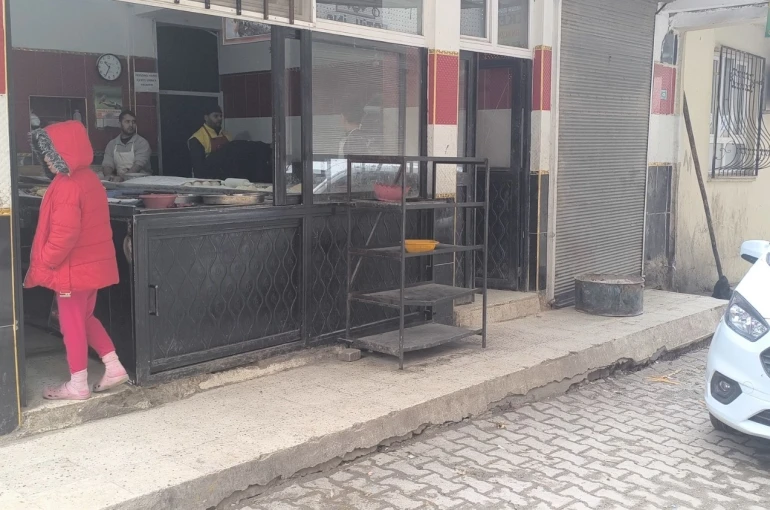 Ekmek fırınındaki görüntü ekipleri harekete geçirdi