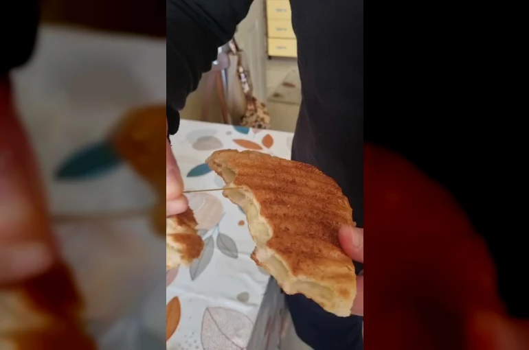 Ekmekten paket lastiği çıktı