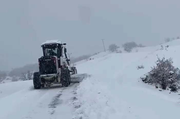 Elazığ’da 407 köy yolunda çalışmalar sürüyor