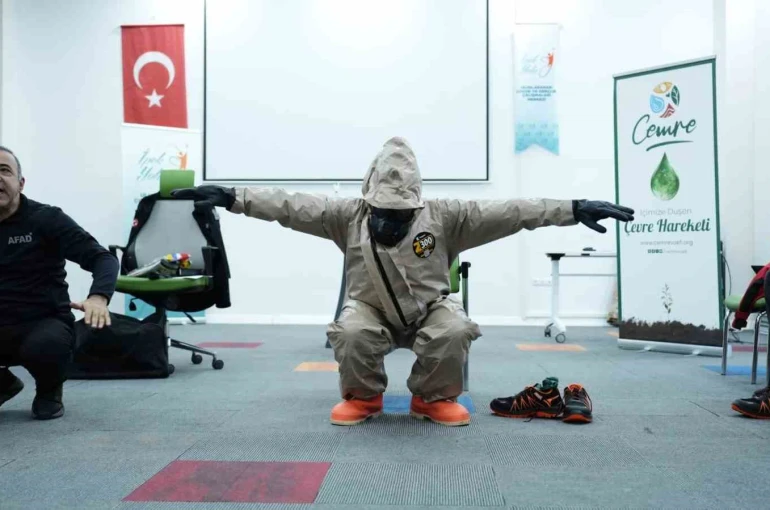 Elazığ’da arama ve kurtarma eğitimleri sürüyor