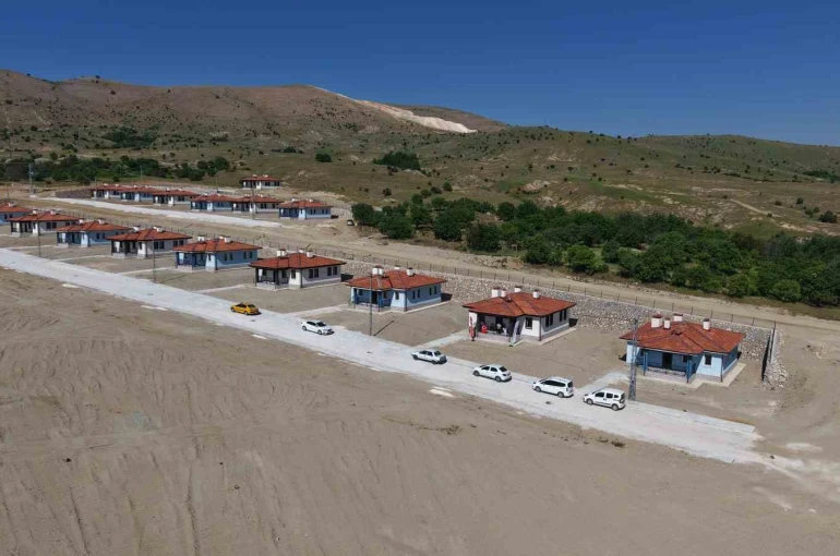 Elazığ’da ‘Asrın inşasında’ çalışmalar hız kesmeden sürüyor