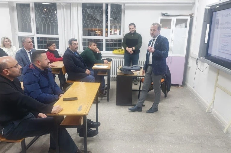 Elazığ’da medya okuryazarlık kursu