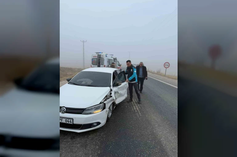 Elazığ’da sis kazaya neden oldu: 1 yaralı