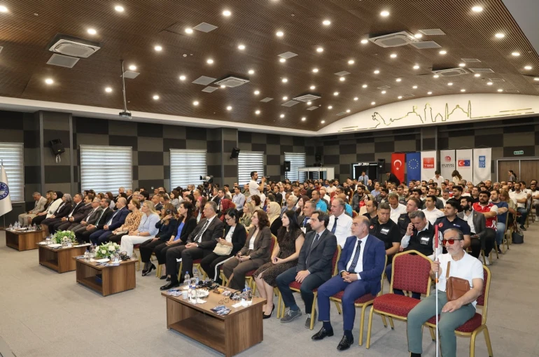 Elazığ’da ‘Sivil Katılım Zirvesi’ gerçekleştirildi
