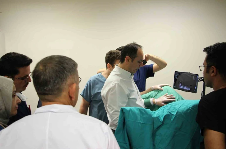 Elazığ’da transperineal prostat biyopsisi eğitimi düzenlendi