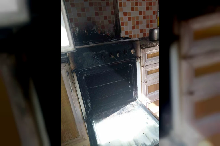 Elektrik prizinden çıkan yangın korkuttu