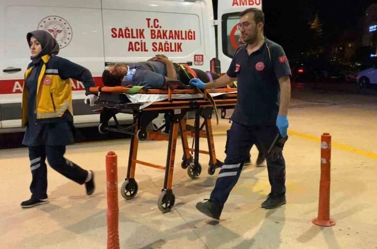 Elektrikli bisiklet ile uçuruma yuvarlandılar: 3 çocuk yaralandı