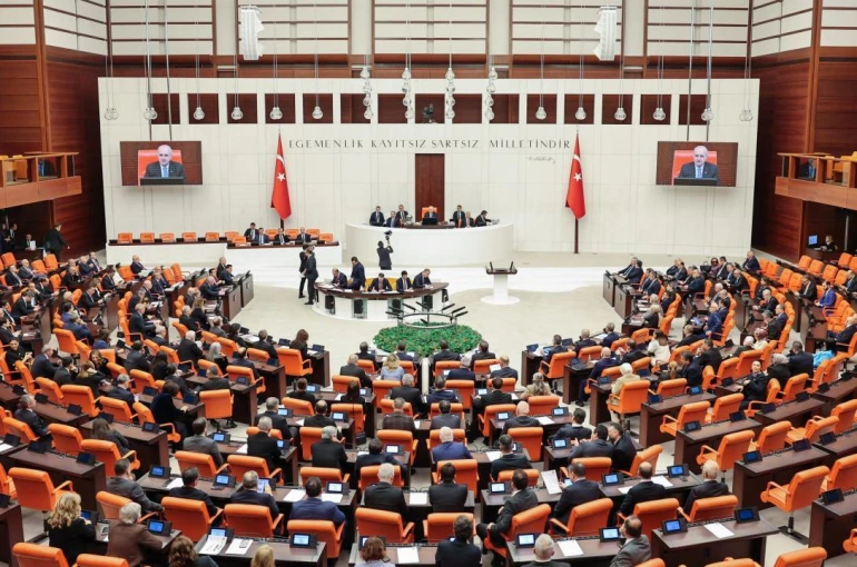 Emekli aylığı teklifİ yarın TBMM'ye sunulacak