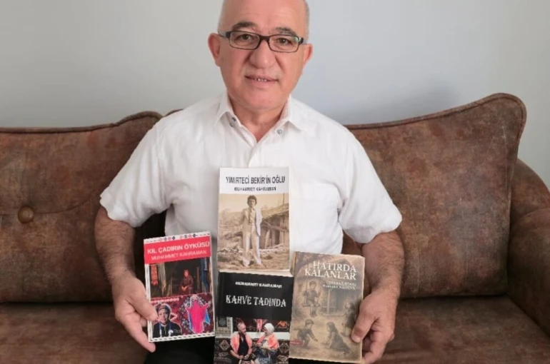 Emekli öğretmen yazdığı kitaplarıyla kent kültürüne hizmet ediyor