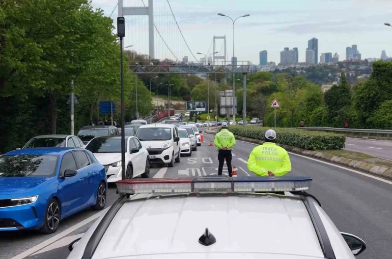 Emniyet kaynak yapan sürücülere göz açtırmıyor