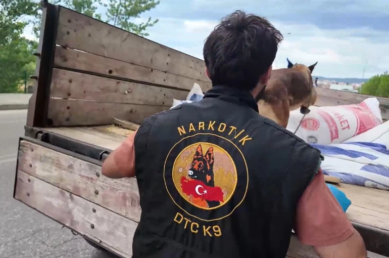 Emniyetten Taşköprü’de denetim: 414 şahsın GBT’si sorgulandı