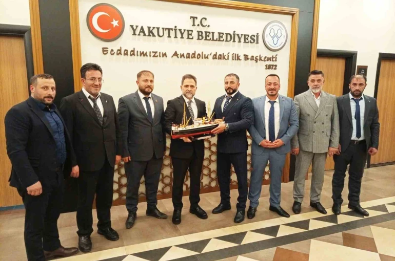 Emre Akoğan’dan Başkan Uçar’a ziyaret; Oto sanayi esnafına taziye evi müjdesi