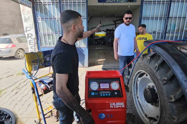 Erciş’te sıcak hava etkisini gösterdi, sürücüler klima için sanayiye akın etti
