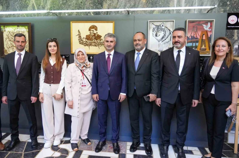 Erdemir’den şehit yakınları ve gazileri sanatla buluşturan projeye katkı