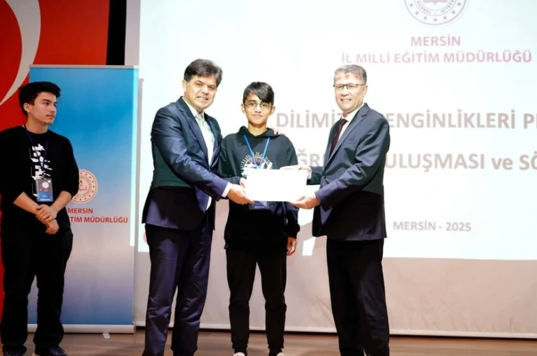 Erdemli’de ‘dilimizin zenginlikleri’ buluşması