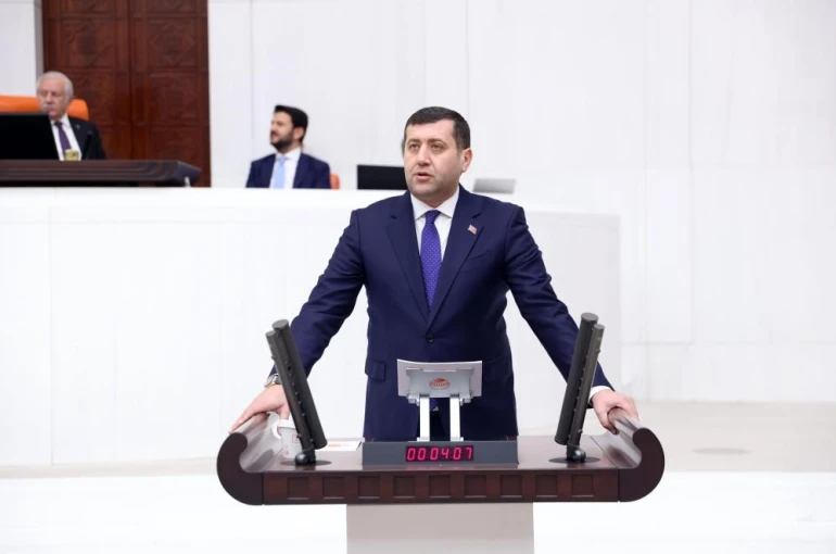 Ersoy’dan il teşkilatına ’disiplin, başarı ve çalışma’ teşekkürü