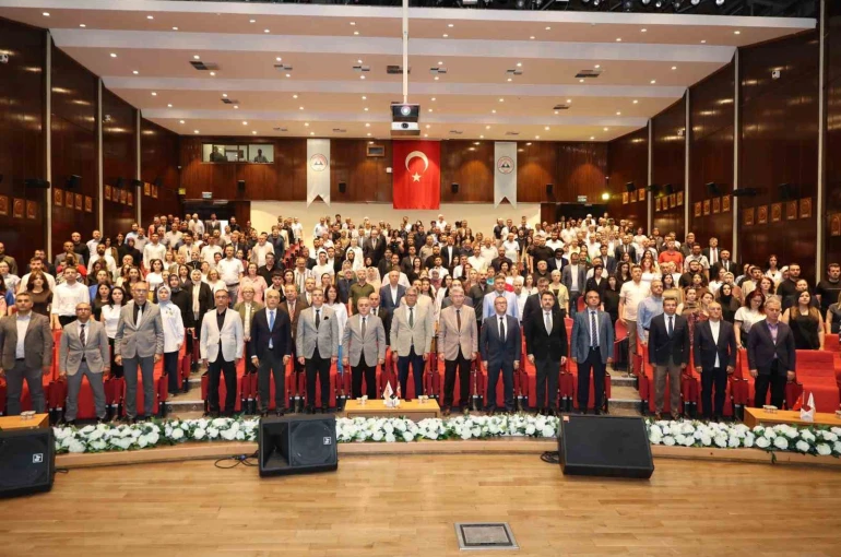 ERÜ’de ‘2025 Yılı Araştırma Performans Ödül Töreni’ düzenlendi