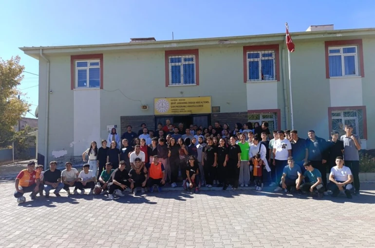 ERÜ’den Bünyan’da "Sağlık İçin Sporu Seçin" etkinliği