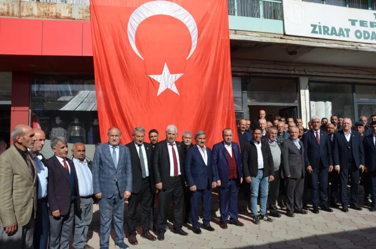 Erzincan’da konuşan Bayraktar: "Hayvancılığın sürdürülebilirliği için destek şart"
