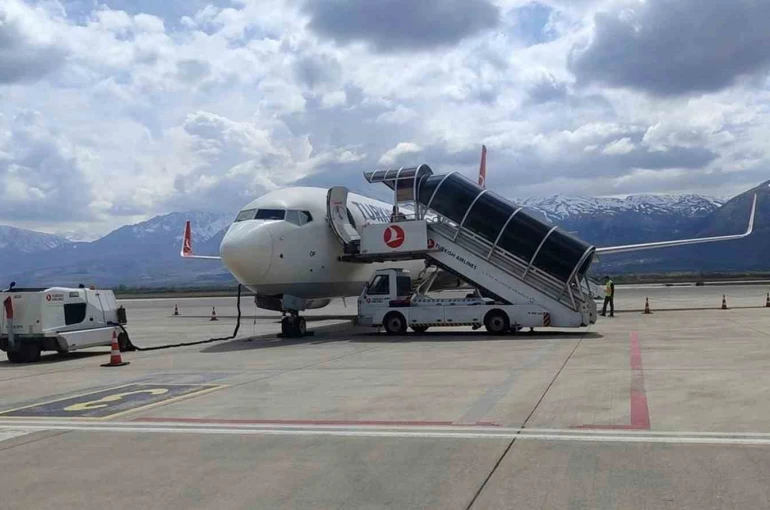 Erzincan Havalimanı 6 ayda 207 bin 884 yolcuya hizmet verdi