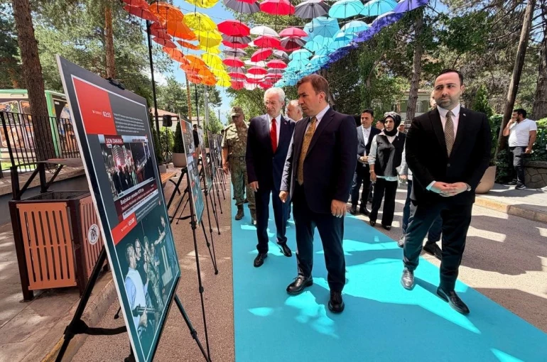 Erzincan’da 15 Temmuz Anma Merkezi ziyarete açıldı