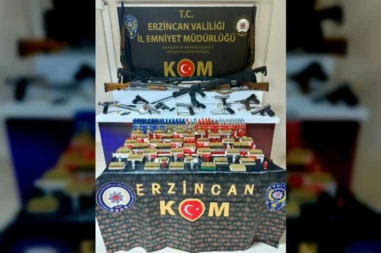 Erzincan’da silah operasyonu; 13 şüpheli yakalandı, 11 tabanca, 8 tüfek ele geçirildi