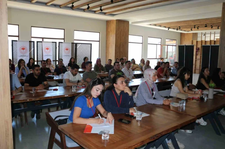 Erzincan’da süt ve süt ürünleri denetimlerine yönelik eğitim başladı