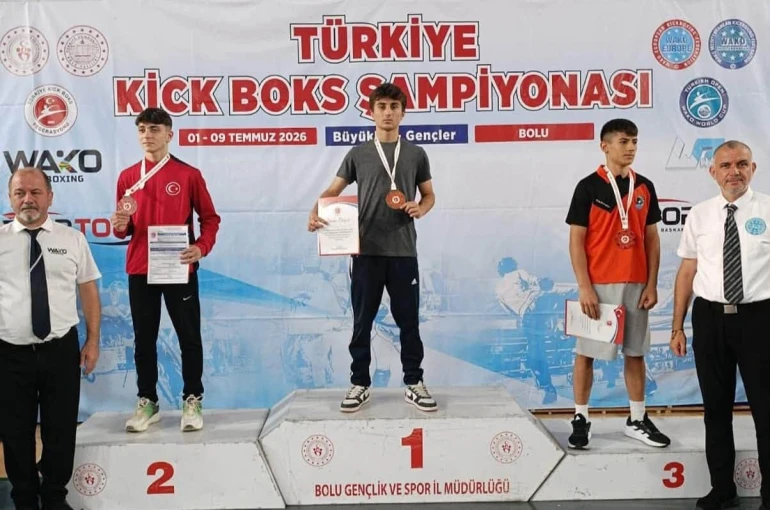 Erzincanlı Kick Boksçulardan Türkiye Şampiyonası’nda başarı