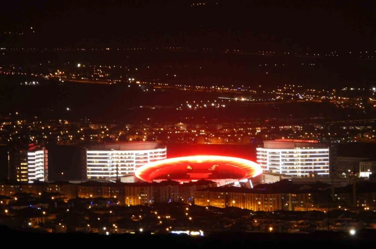 Erzurum Şehir Hastanesi’nde mesai dışı gece polikliniği 