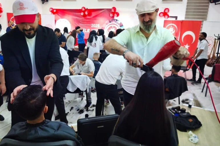 Erzurum’da "Aynadaki gülen yüzüm" projesi başladı