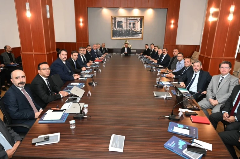 Erzurum’da dijital dönüşüm hamlesi: Veri merkezi yatırımları için ilk adım atıldı
