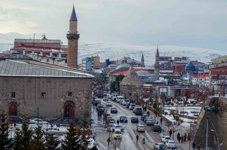 Erzurum’da göçün en büyük nedenleri aile ve eğitim
