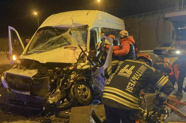 Erzurum’da zincirleme kaza: 5 yaralı